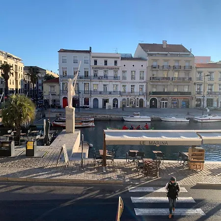 T3 Renove Climatise Avec Balcon Et Wifi Au Coeur De - Fr-1-338-595 * Sète